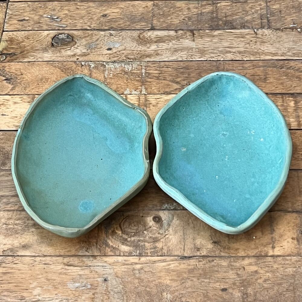 Studio Art Pottery Clay Trinket Dishes Set of 2 7" Blue Shell Shaped